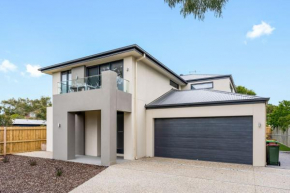 Ocean Oasis on Kenneth, Inverloch